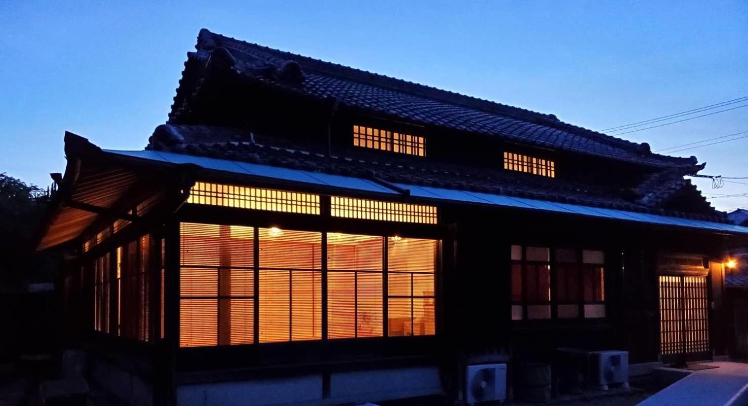 Awaji Private Villa Kagura Екстер'єр фото